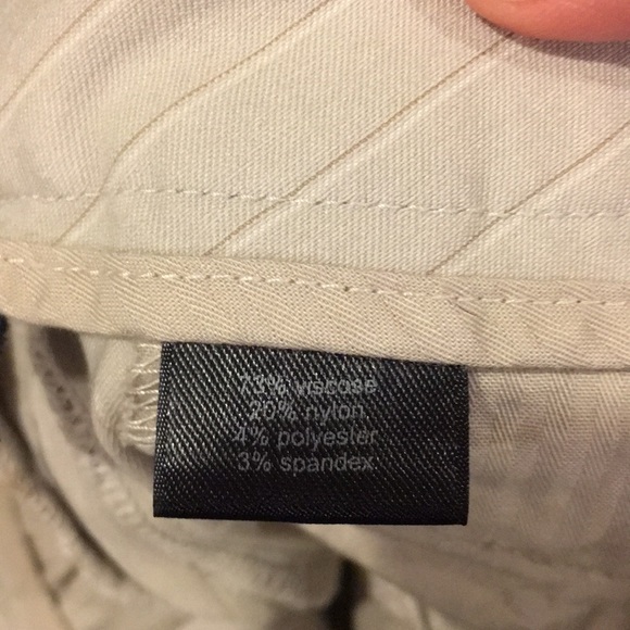 The Limited Drew Fit Capri pant - Picture 3 of 3